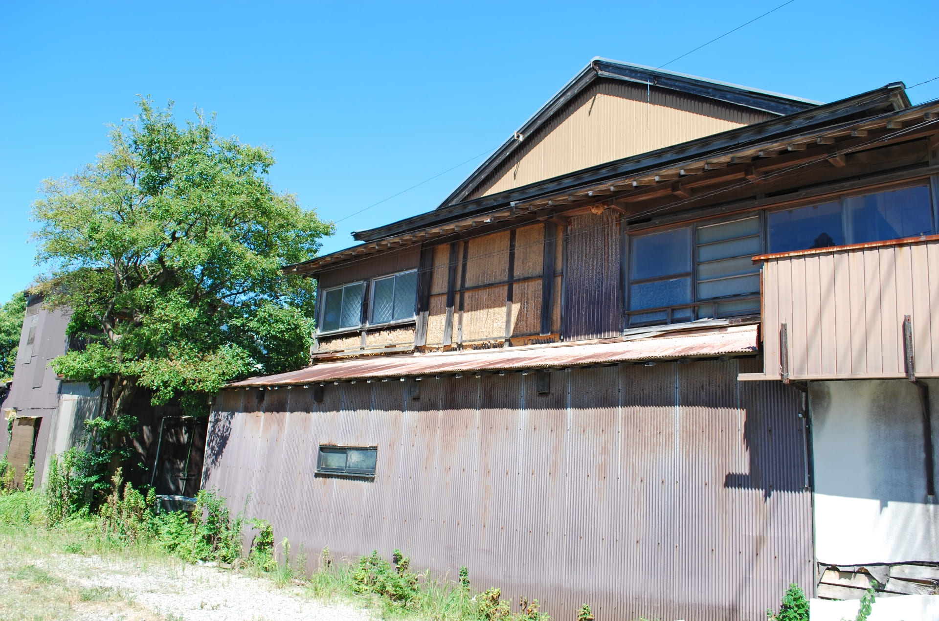 空き家を放置せず、早めの売却で安心へ