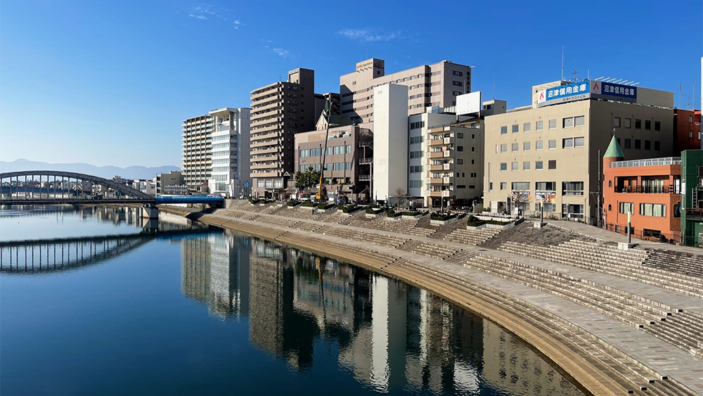 地域に寄り添い、誠実に向き合う不動産会社として